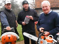 RACING LEGEND PADDY HOPKIRK CHOOSES DATATAG